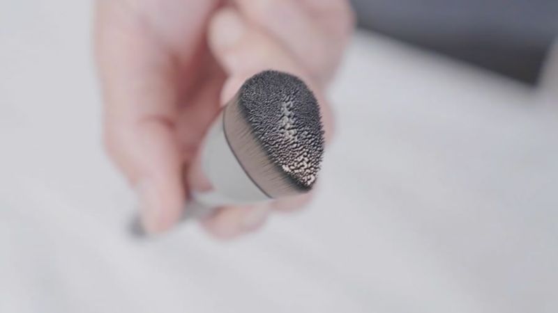  ルバンシュ　ファンデーションブラシ・プロ